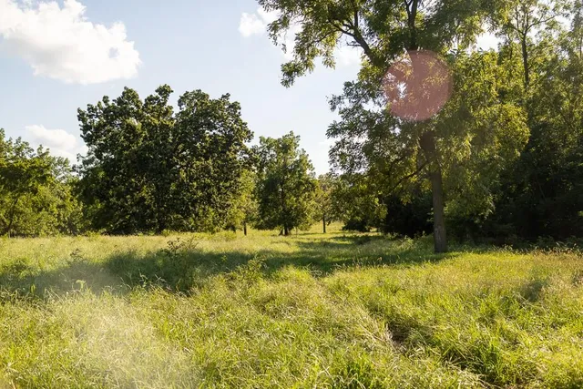 $945,000 | 630 Northwest Nw Road, Appleton City, MO 64724