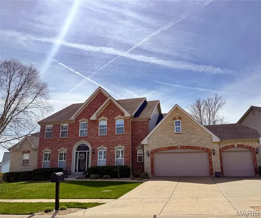 $825,000 | 207 Irish Hound Drive, O'Fallon, MO 63368