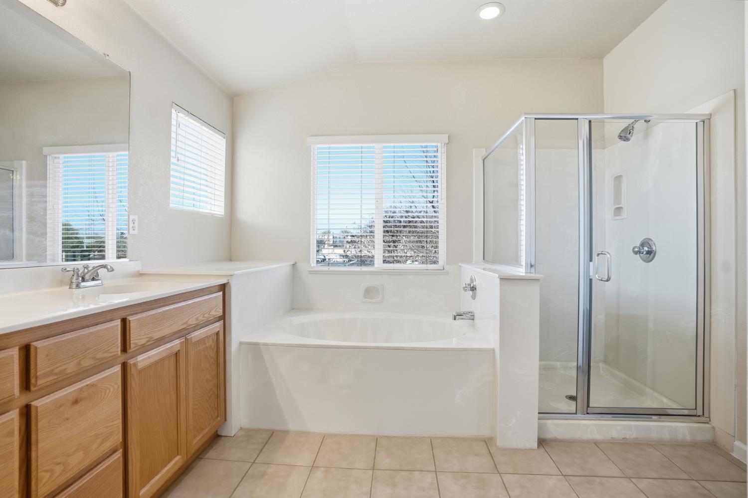 1025 Barbados Street Manteca, CA 95337 - Photo 17 of 31