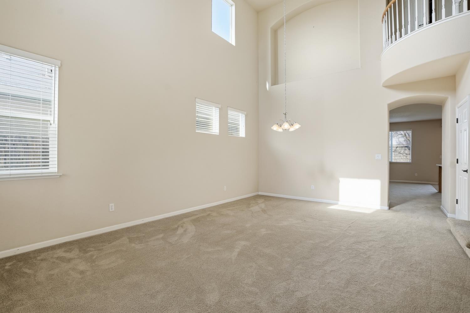 1025 Barbados Street Manteca, CA 95337 - Photo 4 of 31