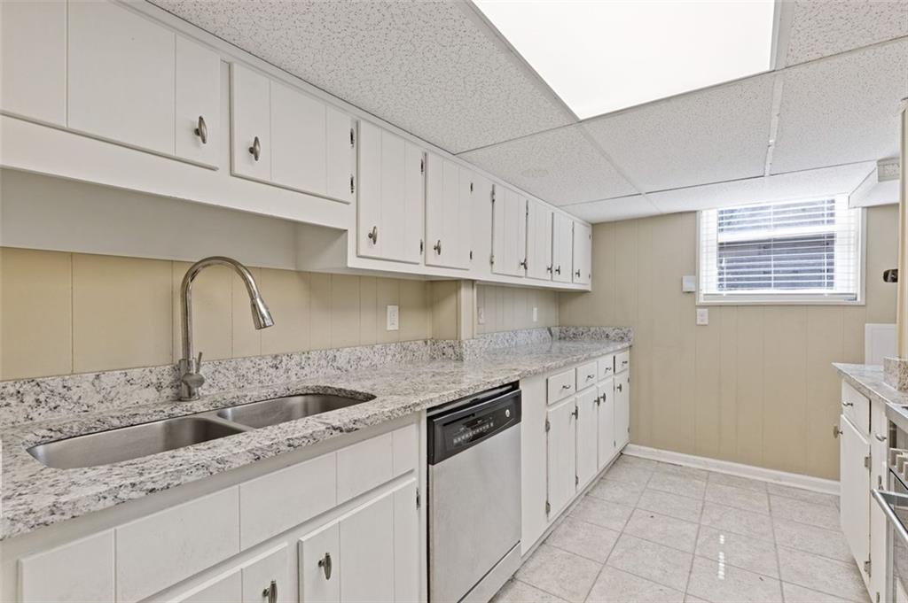 1498 Sanden Ferry Drive Decatur, GA 30033 - Photo 34 of 55