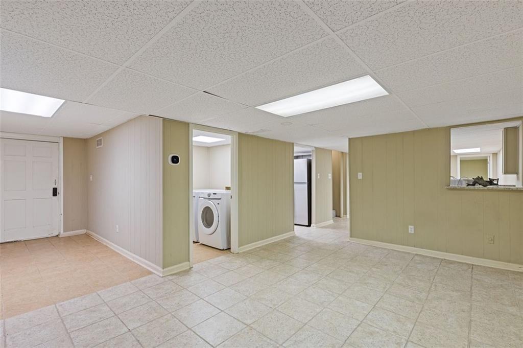 1498 Sanden Ferry Drive Decatur, GA 30033 - Photo 38 of 55