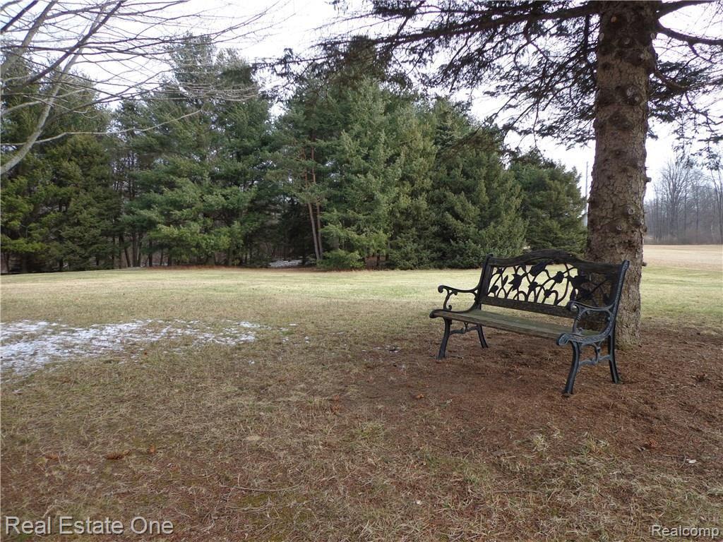 4210 McGunn Road Howell, MI 48843 - Photo 11 of 22 DSC00105.JPG