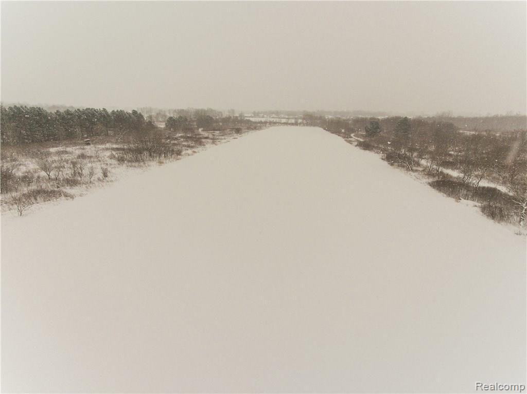 10210 East Richfield Road Davison, MI 48423 - Photo 65 of 68 Stamm Drone-108.jpg