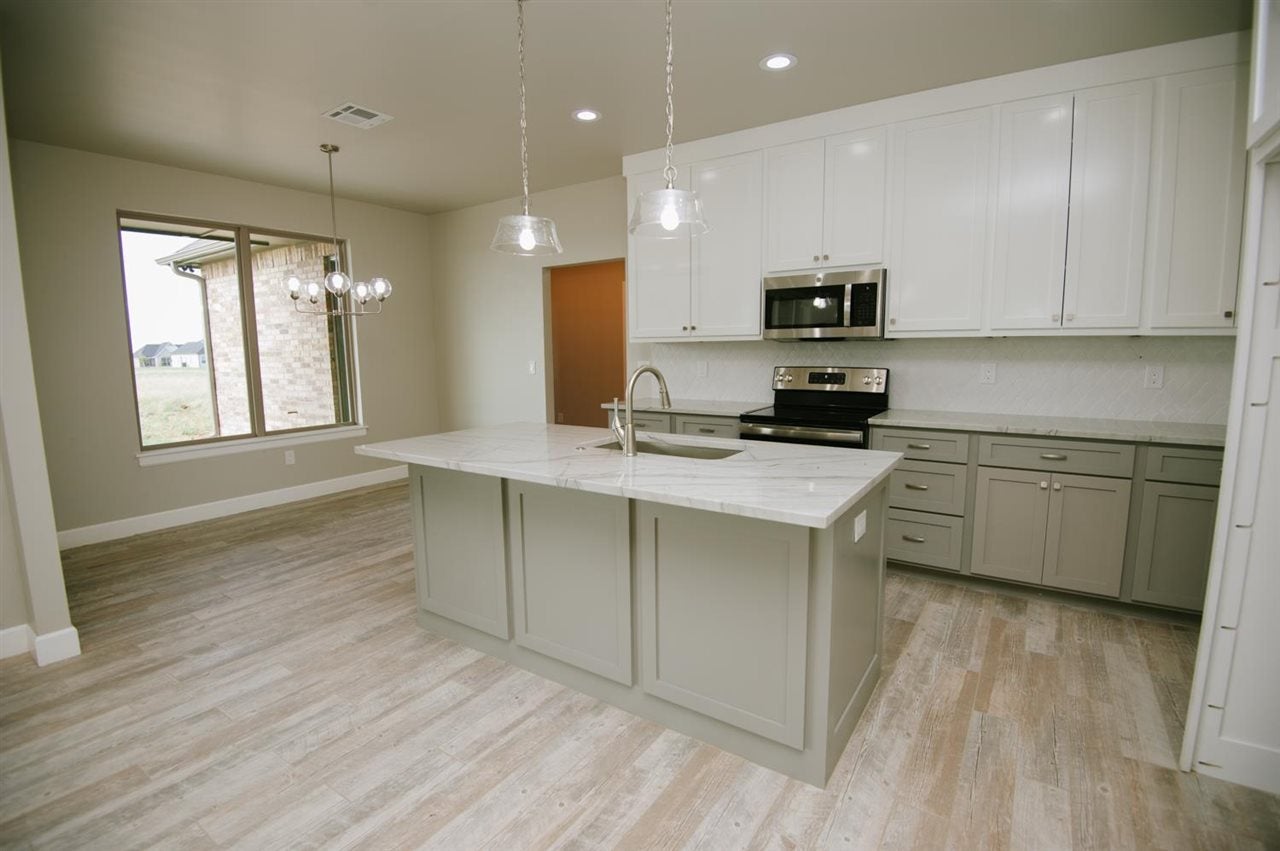 1825 Shadow Ridge Stillwater, OK 74074 - Photo 1 of 5 Gallery Image 1