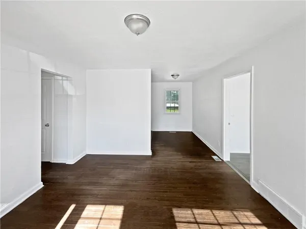 $164,000 | 10014 Hardesty Avenue, Kansas City, MO 64137