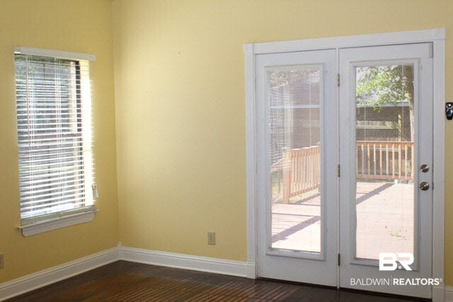 9437 Lake Woods Court Semmes, AL 36575 - Photo 10 of 23 Master Bath Down