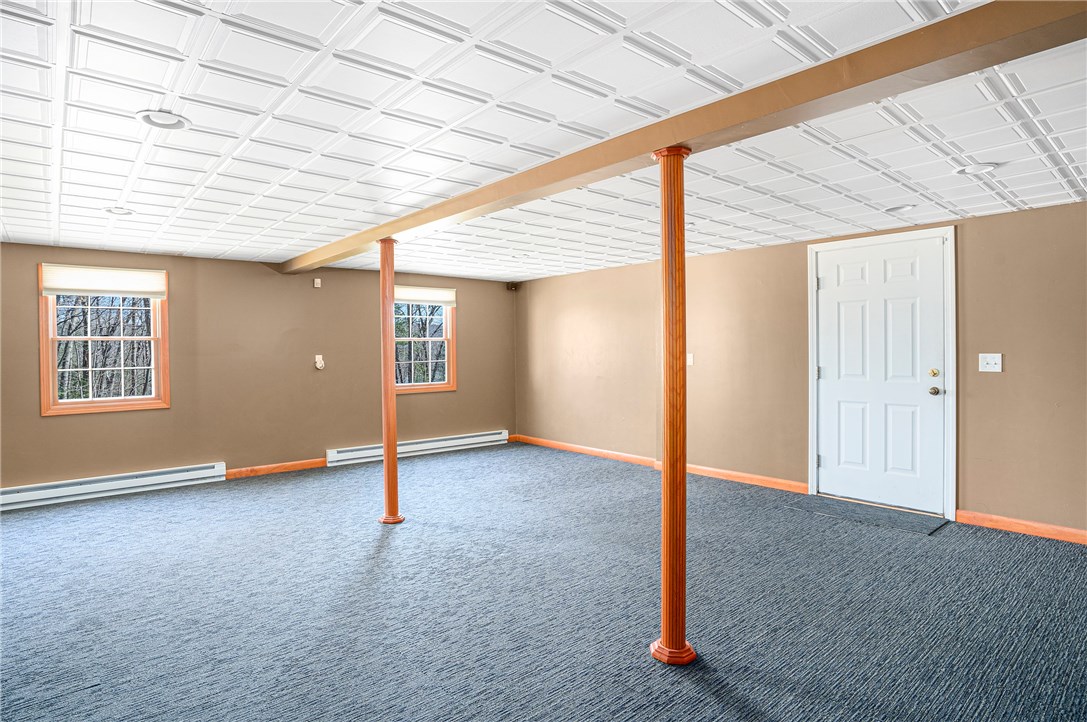 21 Williams Road Smithfield, RI 02917 - Photo 28 of 37