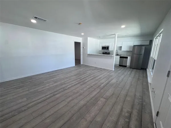 $1,450 | 7261 Highway 276, Unit 4, Point, TX 75472