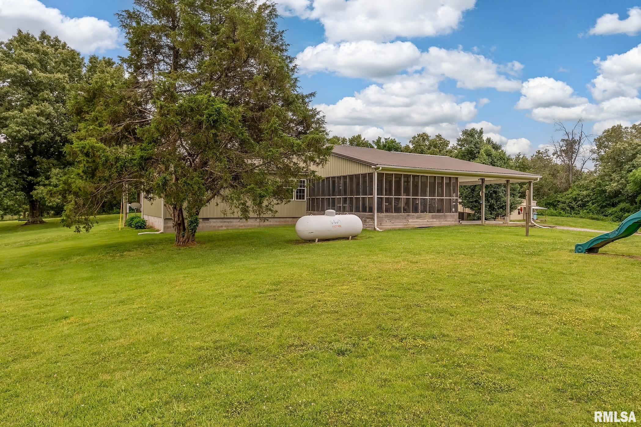 1380 Woolard Road Eldorado, IL 62930 - Photo 38 of 49