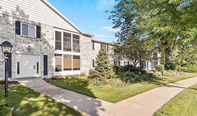 1502 Wheeler Road, Unit F Madison, WI 53704 - Photo 5 of 24