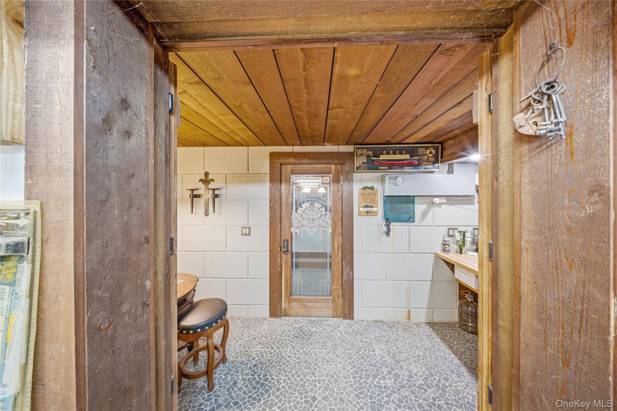 345 Bartley Road Mattituck, NY 11952 - Photo 14 of 28
