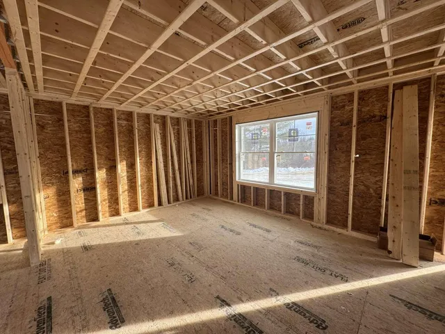 $475,000 | 16 Shepherd Lane, Windham, ME 04062