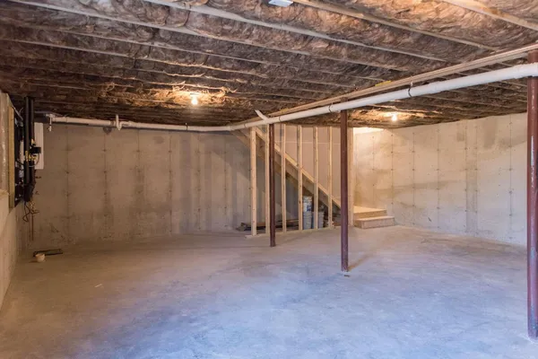 $465,000 | 16 Shepherd Lane, Windham, ME 04062