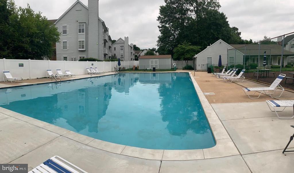 810 Willings Way New Castle, DE 19720 - Photo 9 of 11 a view of a swimming pool with a patio