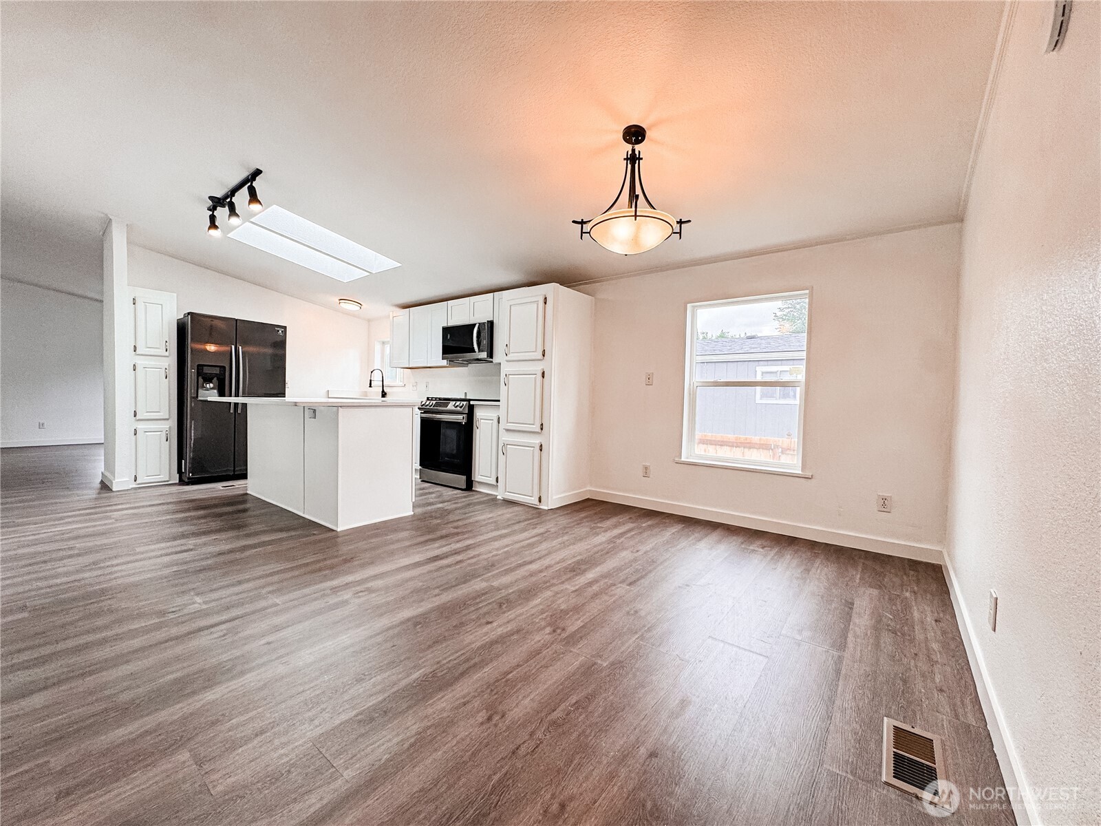 700 North Reed Street, Unit 72 Sedro-Woolley, WA 98284 - Photo 4 of 20 Gallery Image 4