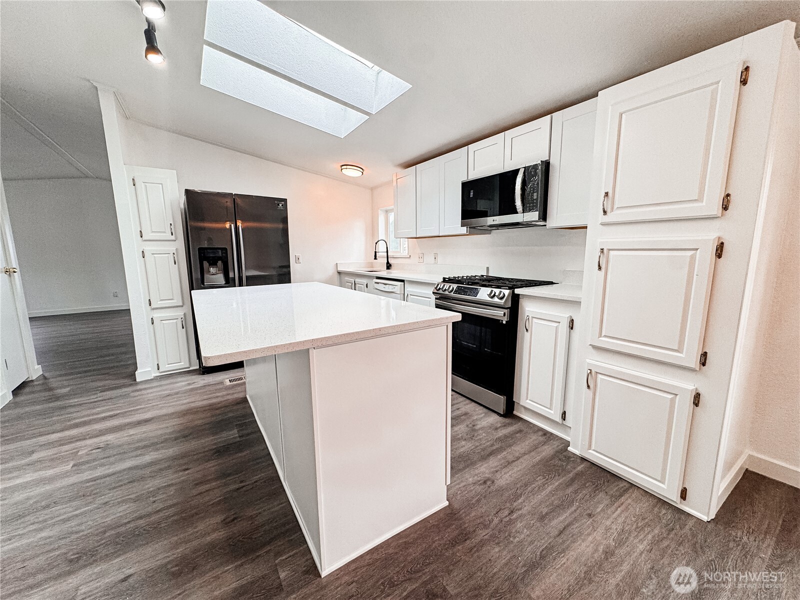 700 North Reed Street, Unit 72 Sedro-Woolley, WA 98284 - Photo 5 of 20 Gallery Image 5