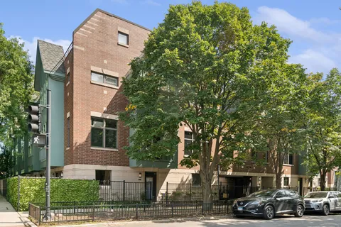 $1,450,000 | 2751 North Greenview Avenue, Unit A, Chicago, IL 60614