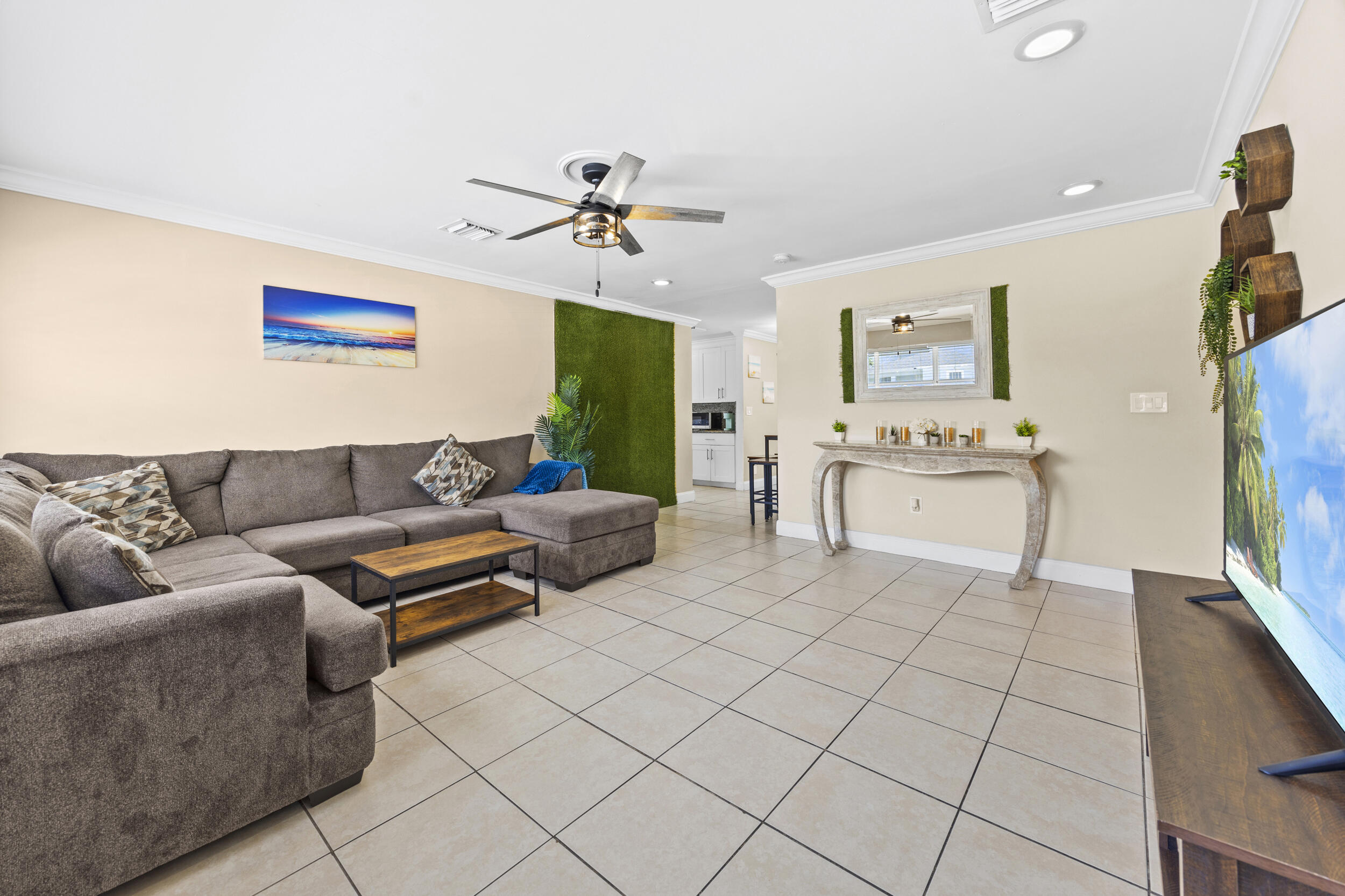 301 Southridge Road Delray Beach, FL 33444 - Photo 5 of 27 453a5623
