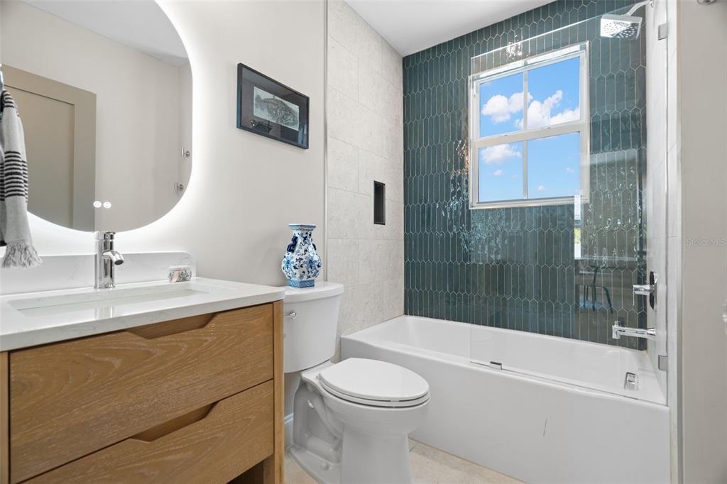 422 24th Street North St. Petersburg, FL 33713 - Photo 25 of 31