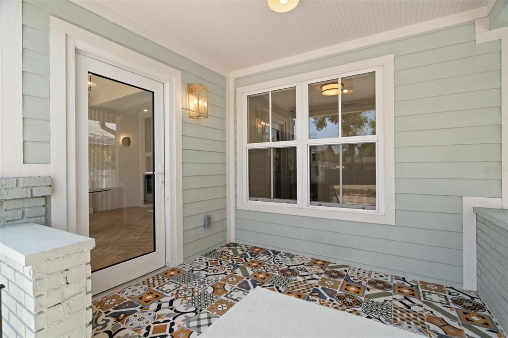 422 24th Street North St. Petersburg, FL 33713 - Photo 6 of 31