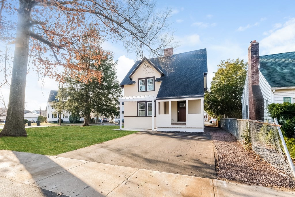 74 Irvington Street Springfield, MA 01108 - Photo 2 of 32