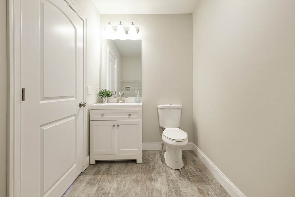 74 Irvington Street Springfield, MA 01108 - Photo 23 of 32