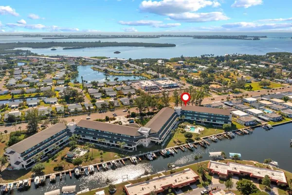 $670,000 | 9604 Cortez Road West, Unit 136, Bradenton, FL 34210