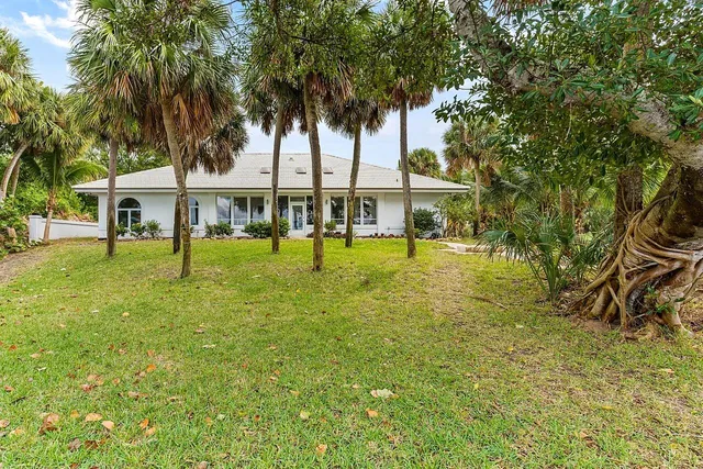$2,800,000 | 8601 South Ocean Drive, Jensen Beach, FL 34957