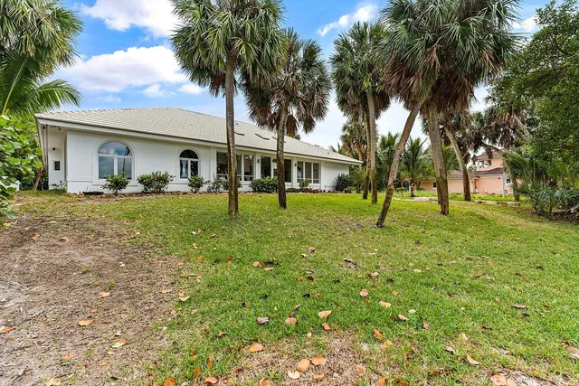 $2,800,000 | 8601 South Ocean Drive, Jensen Beach, FL 34957