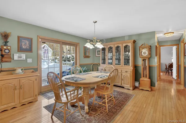 $645,000 | 23 Briarpatch Lane, Red Hook, NY 12571