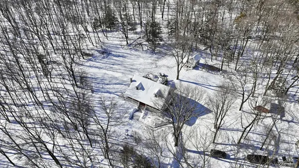 $645,000 | 23 Briarpatch Lane, Red Hook, NY 12571