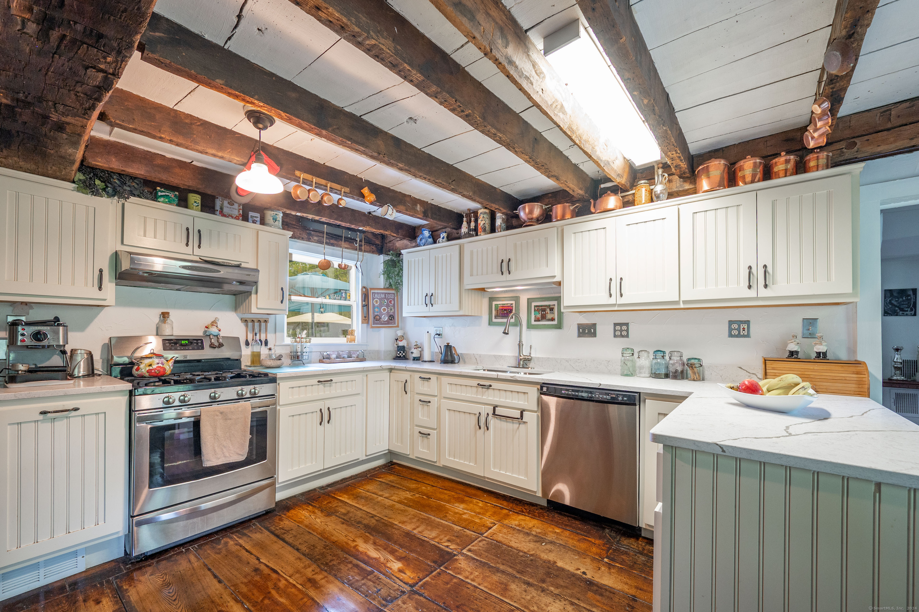 469 Platt Hill Road Winchester, CT 06098 - Photo 25 of 40 a kitchen with lots of counter top space and appliances