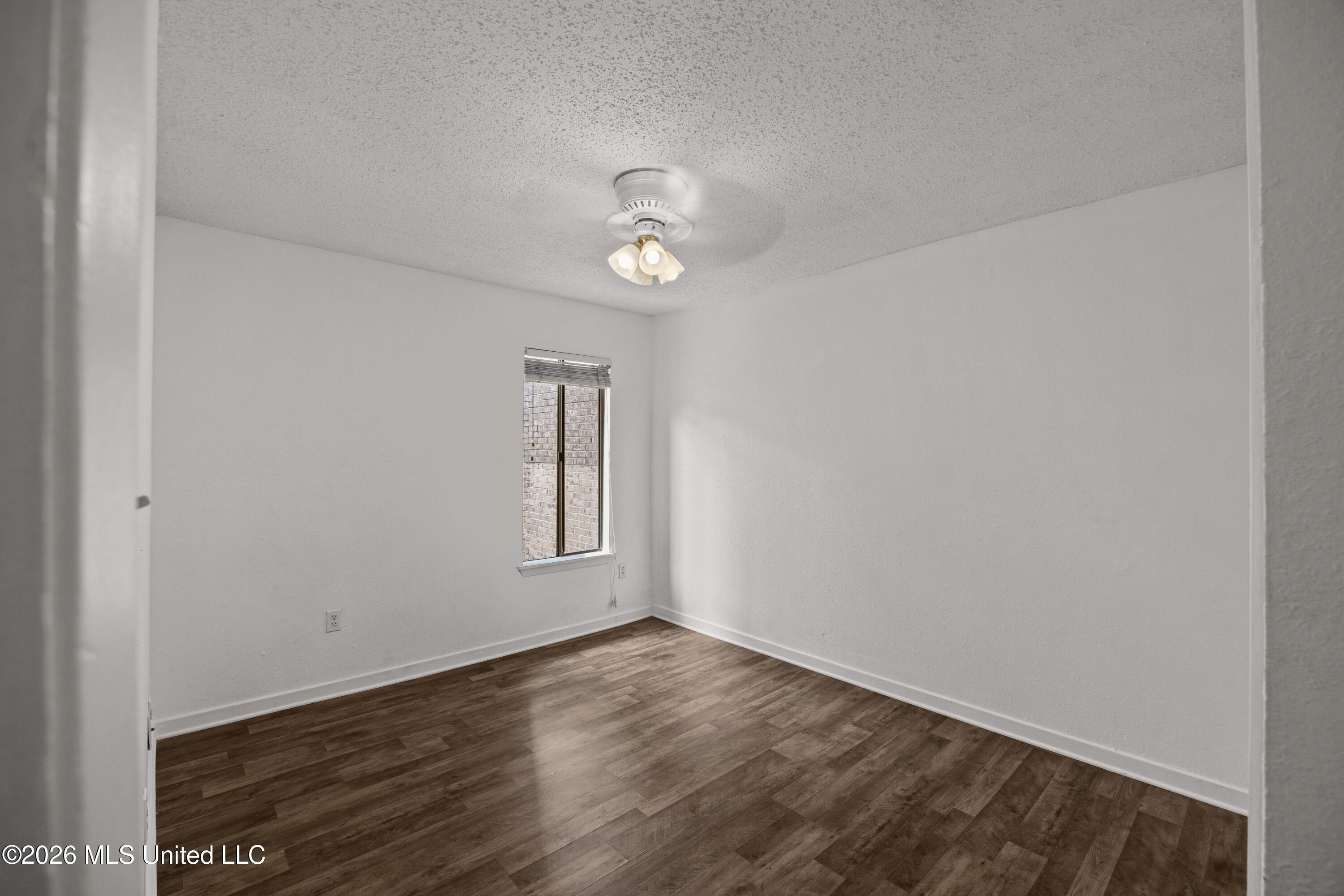 1255 East County Line Road, Unit L6 Jackson, MS 39211 - Photo 18 of 24 EOSR0245