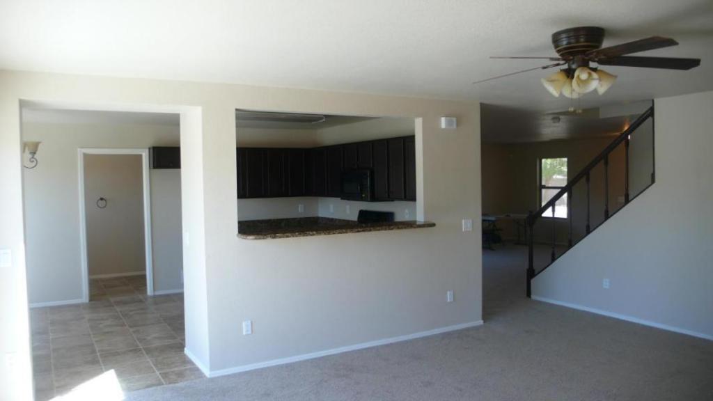 903 East Appaloosa Road Gilbert, AZ 85296 - Photo 3 of 5 Living