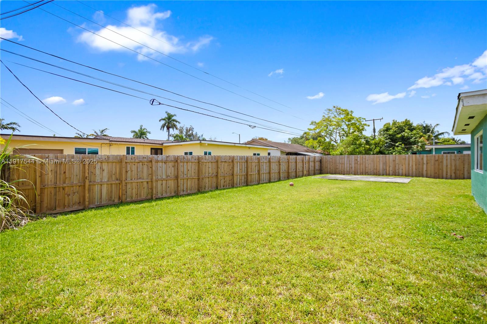 1831 Southwest 97th Terrace Miramar, FL 33025 - Photo 48 of 61 a view of a backyard