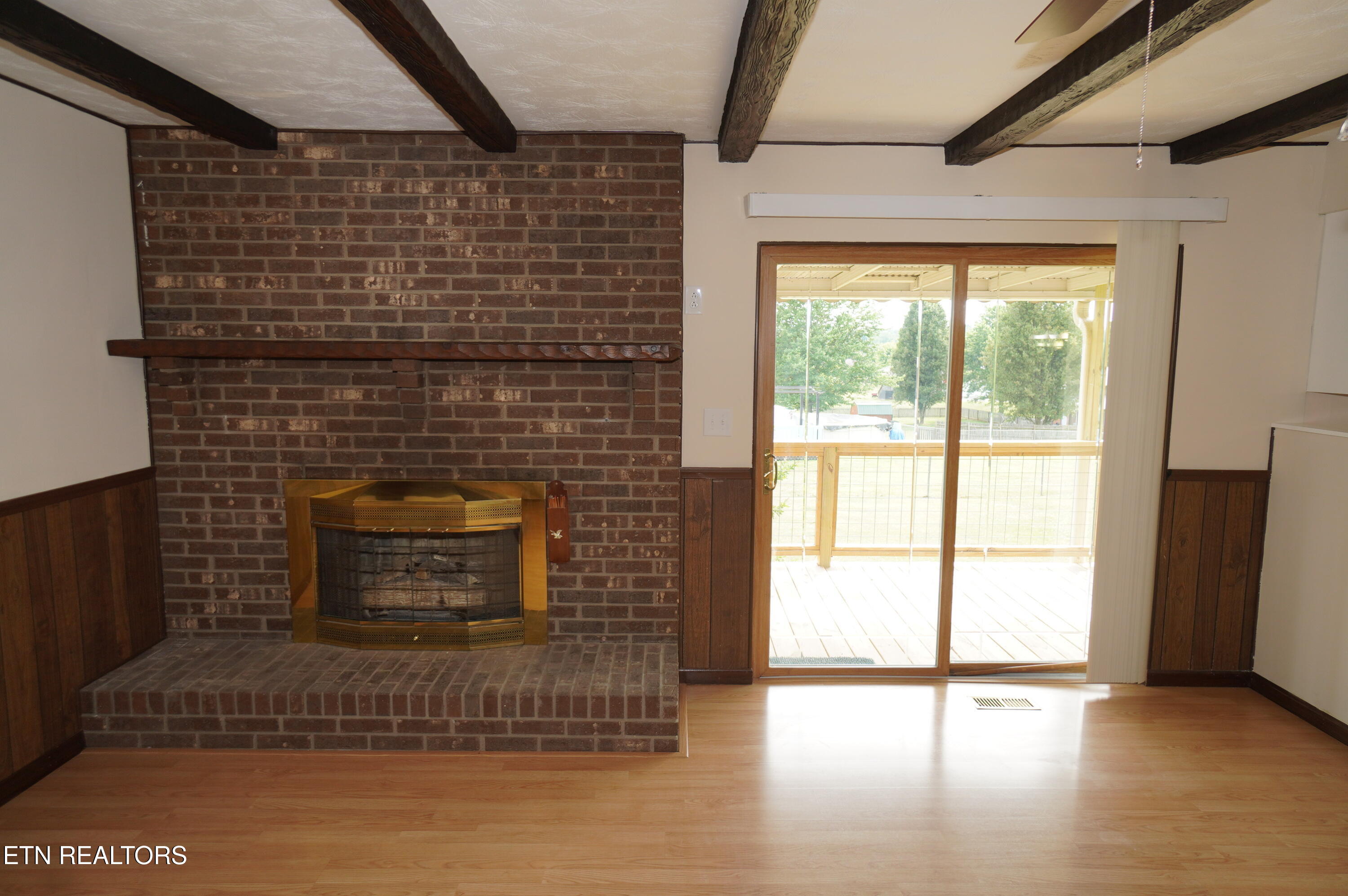 633 Shaver Drive Talbott, TN 37877 - Photo 7 of 43 interior updated (14)