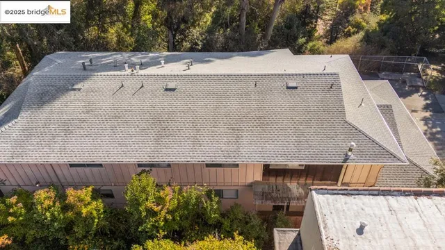 $995,000 | 3186 McKillop Road, Oakland, CA 94602