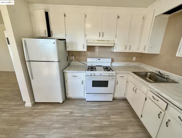 $995,000 | 3186 McKillop Road, Oakland, CA 94602