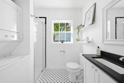 $774,000 | 811 East 45th Street, Austin, TX 78751