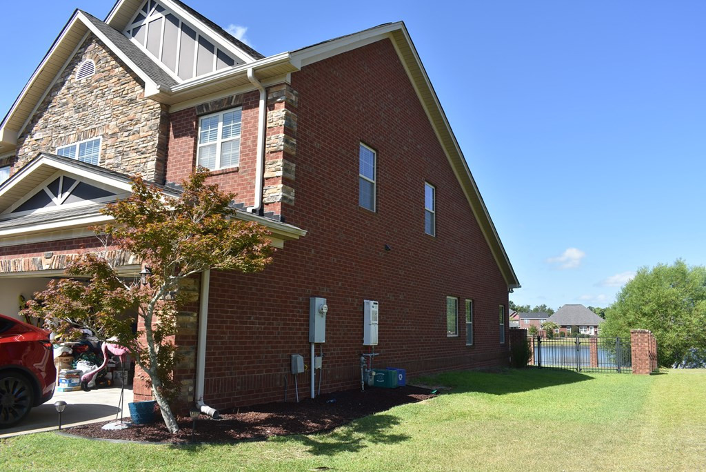 2190 Harborview Drive Sumter, SC 29153 - Photo 2 of 60 Photo 24
