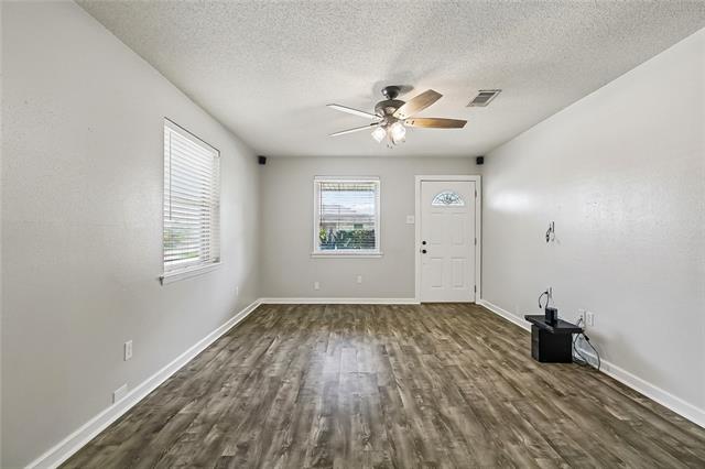 2149 Graham Drive Gretna, LA 70056 - Photo 3 of 21