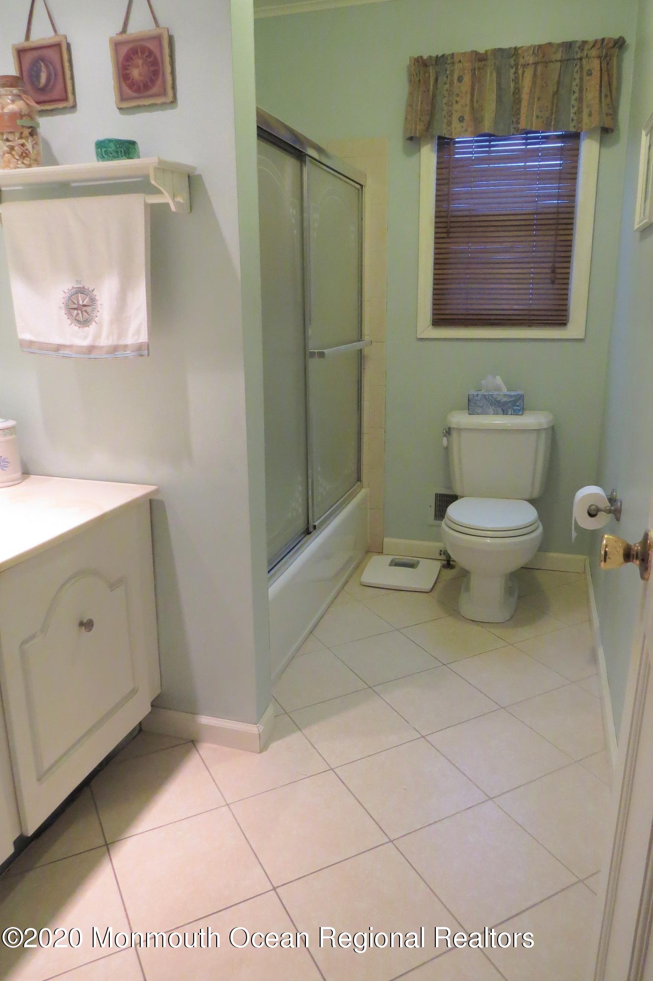 46 Hidden Stream Road Freehold, NJ 07728 - Photo 19 of 31 IMG_5540