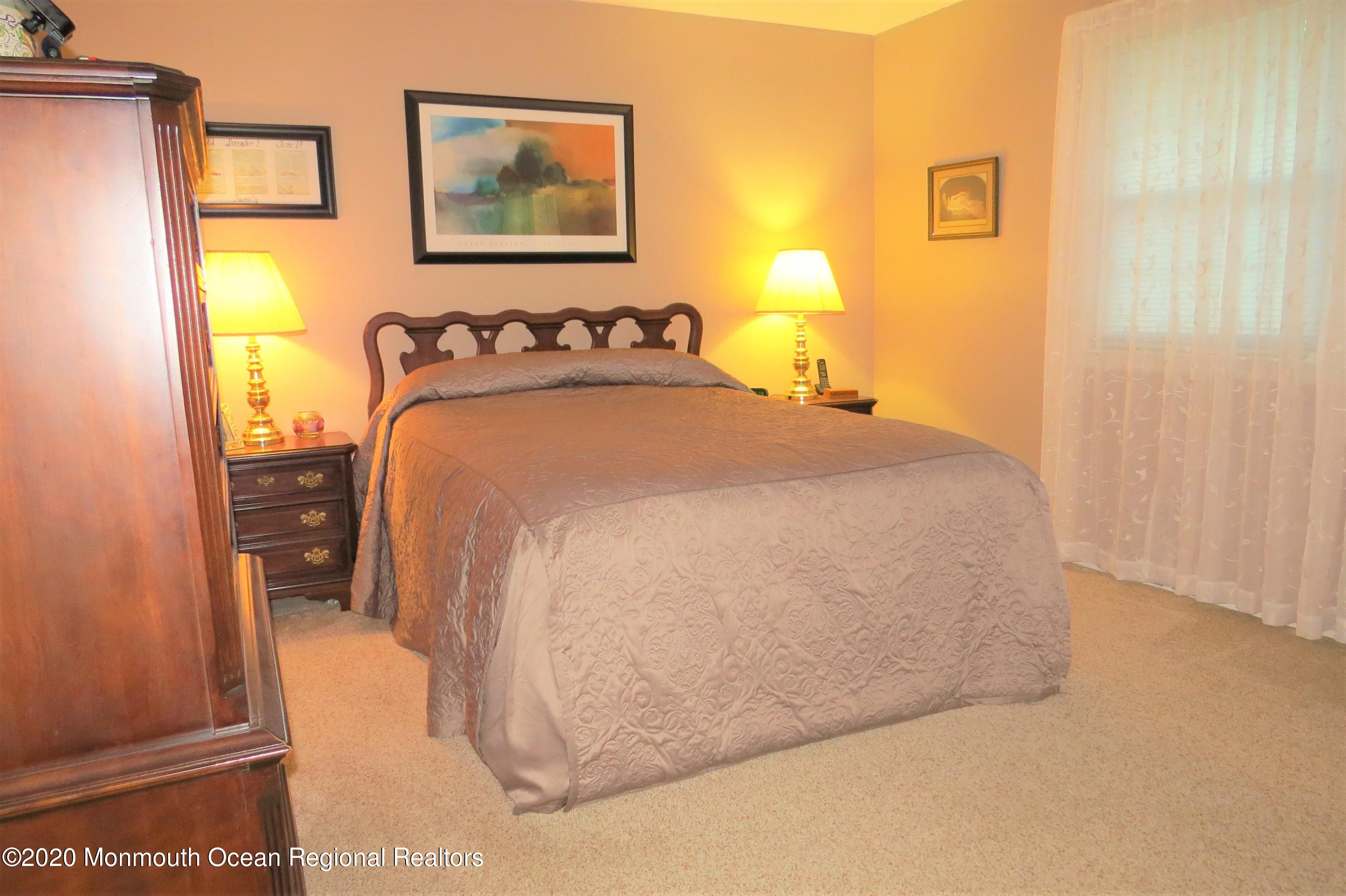 46 Hidden Stream Road Freehold, NJ 07728 - Photo 20 of 31 IMG_5543