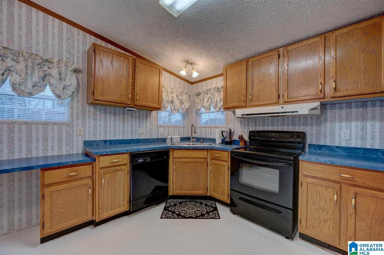 261 Graham Circle Eva, AL 35621 - Photo 10 of 27