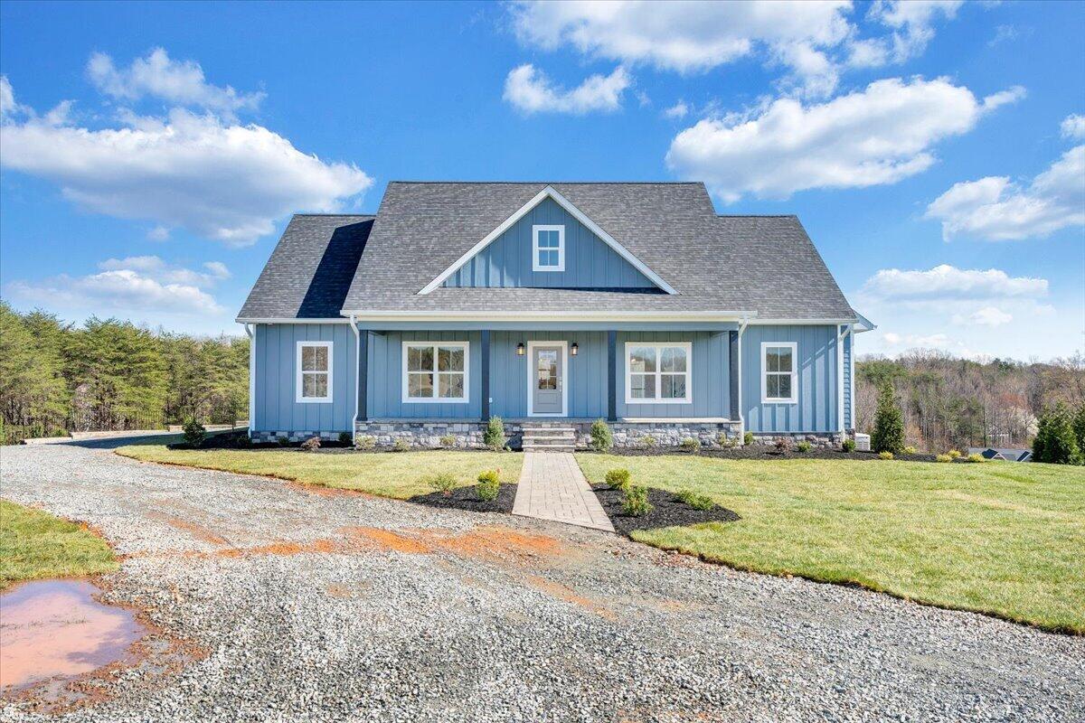 27 Smokehouse Road Moneta, VA 24121 - Photo 102 of 144 098-MIB00908