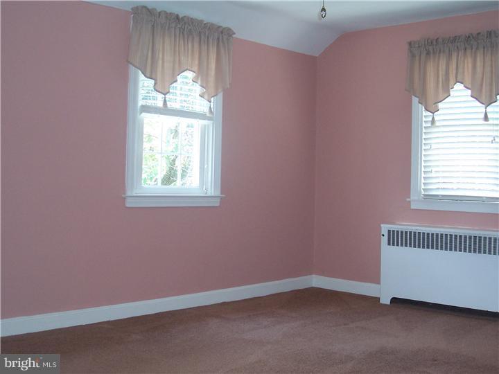 157 Friendship Road Drexel Hill, PA 19026 - Photo 13 of 18 Bedroom - Main