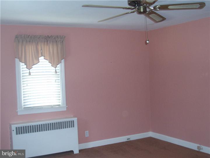 157 Friendship Road Drexel Hill, PA 19026 - Photo 14 of 18 Bedroom - Main