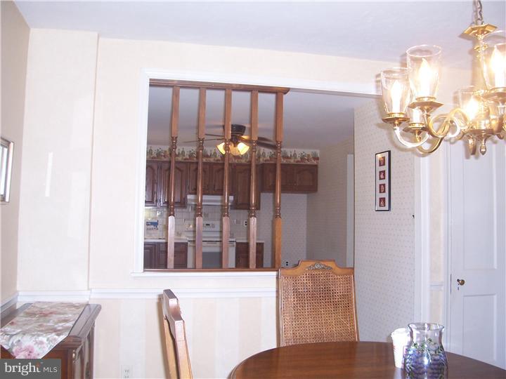 157 Friendship Road Drexel Hill, PA 19026 - Photo 6 of 18 Dining Room