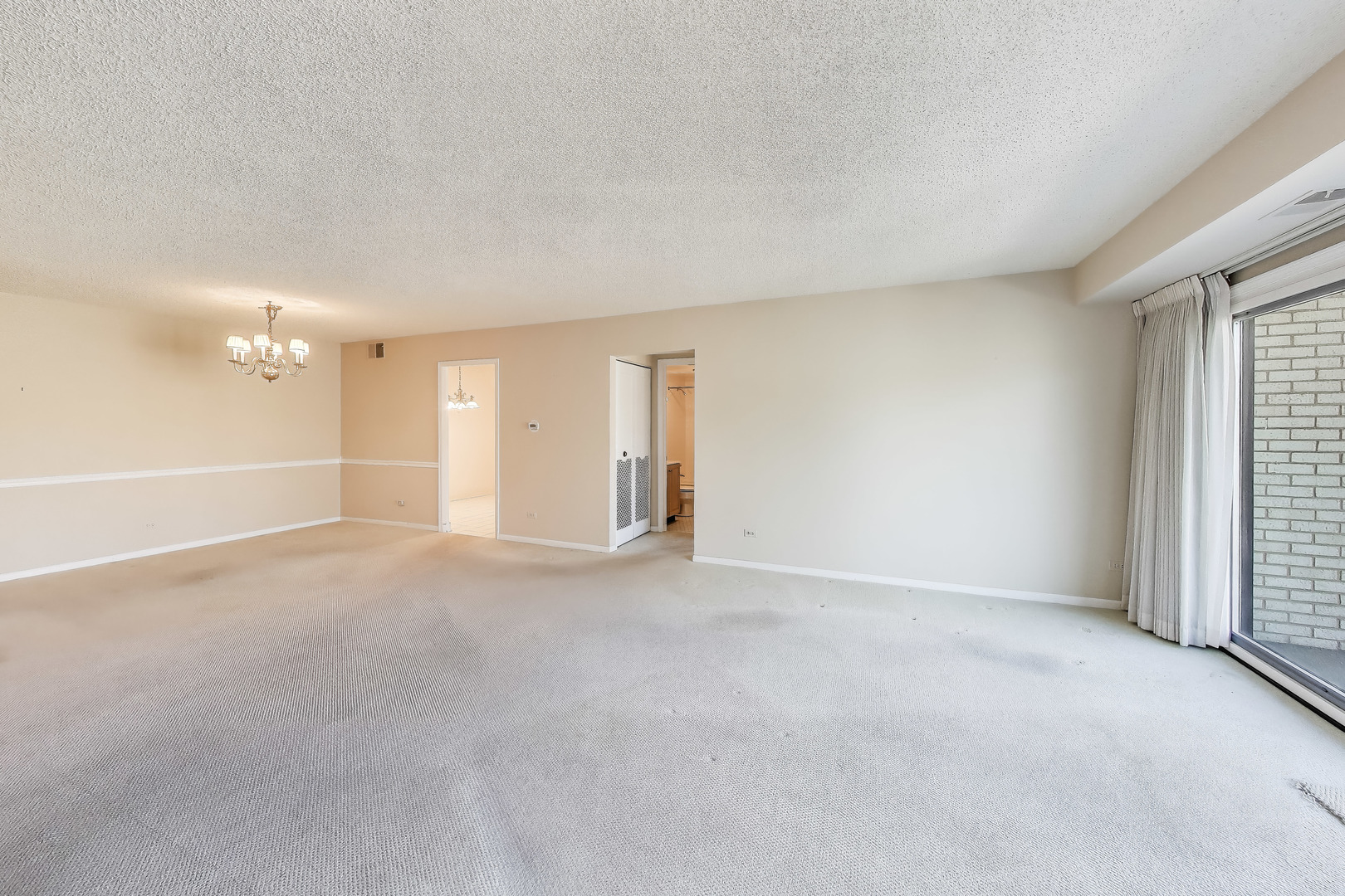 235 Ridge Road, Unit 3D Wilmette, IL 60091 - Photo 7 of 21 Gallery Image 7